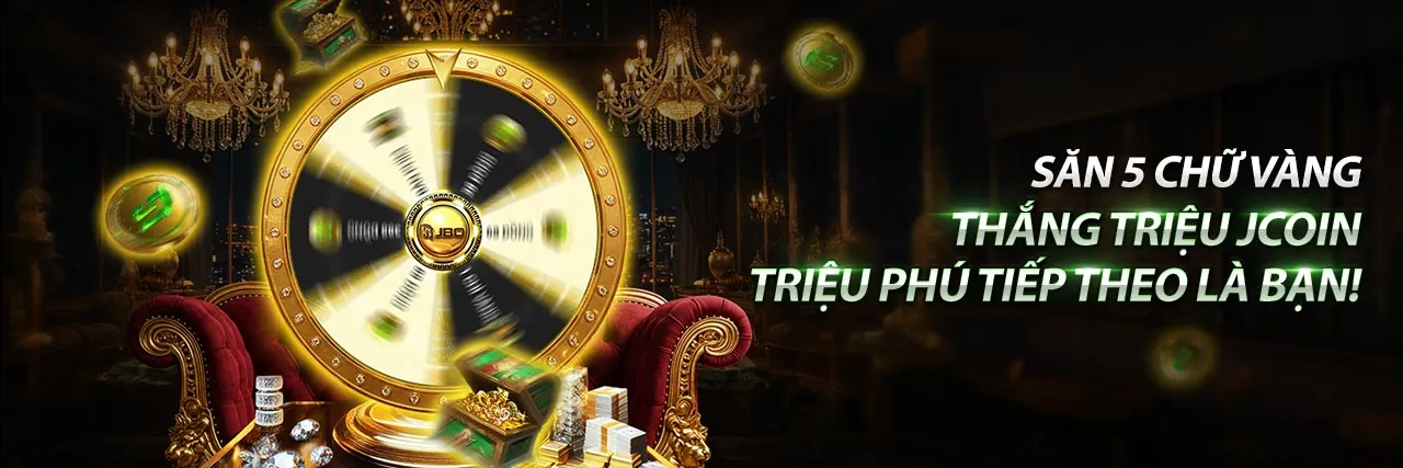 Người chơi đang tải ứng dụng CF68 Android trên điện thoại thông minh